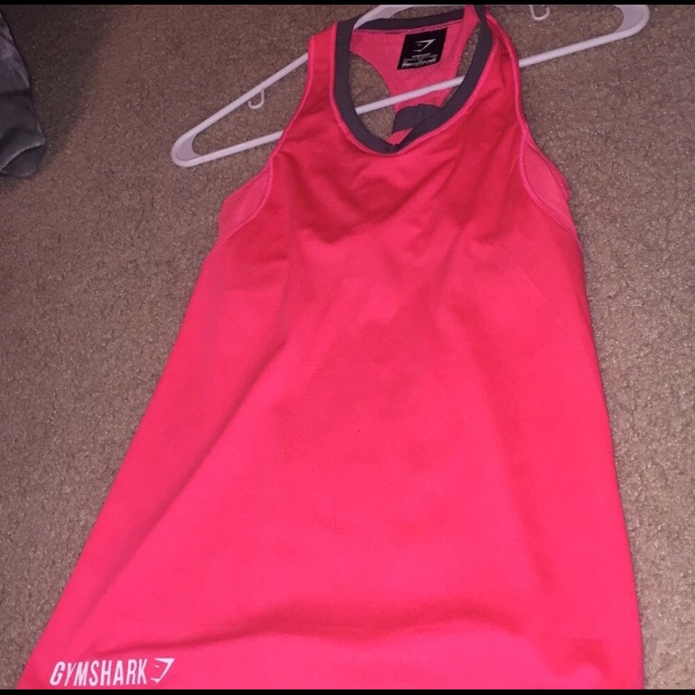Gymshark tie back workout tank top, built in bra - Picture 3 of 4